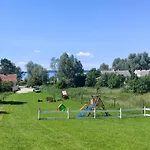 Kemping Niezla Szopka Domki Nad Jeziorem Nowe Guty