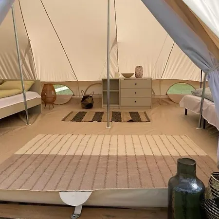 Luksusowy namiot Glamping Nad Jeziorem