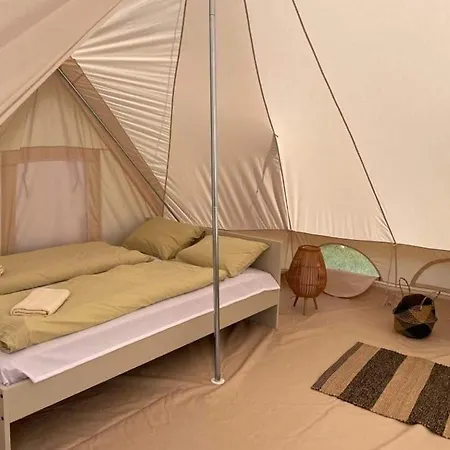 Glamping Nad Jeziorem Luksusowy namiot Nowe Guty