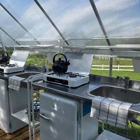 Glamping Nad Jeziorem
