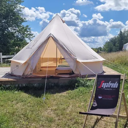 Glamping Nad Jeziorem