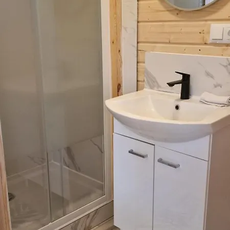 Glamping Nad Jeziorem Nowe Guty